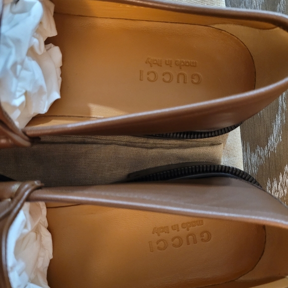 **SOLD**Gucci loafers Mandala Brown sugar  Gucci Sz10 Read Details**** - Picture 9 of 16